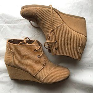 TOMS Desert Wedge Tan Corduroy Bootie